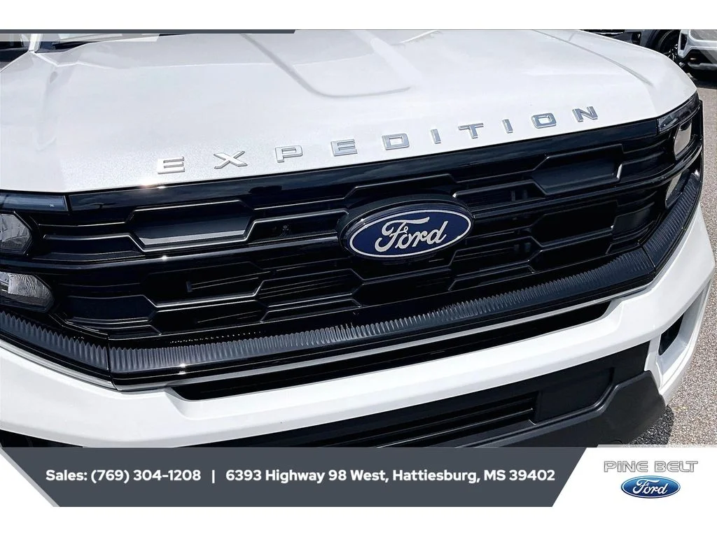 New 2026 Star White Metallic Tri-Coat Ford Active image 22