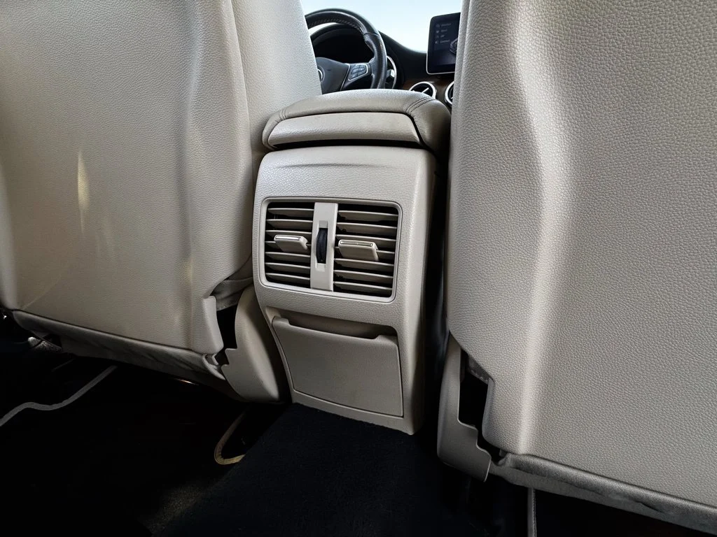Used 2019  Mercedes-Benz GLA 250 image 22