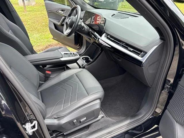 Used 2025 Black BMW xDrive28i image 28