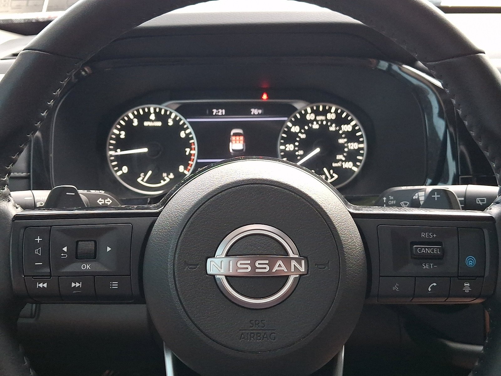 Used 2022 Gun Metallic Nissan SL image 19