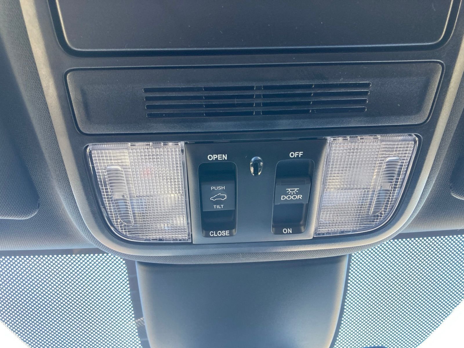 2026 Honda Odyssey Sport L - Photo 20