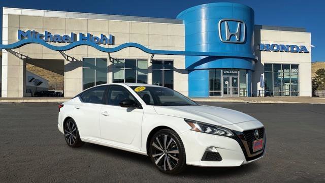 2022 Nissan Altima SR