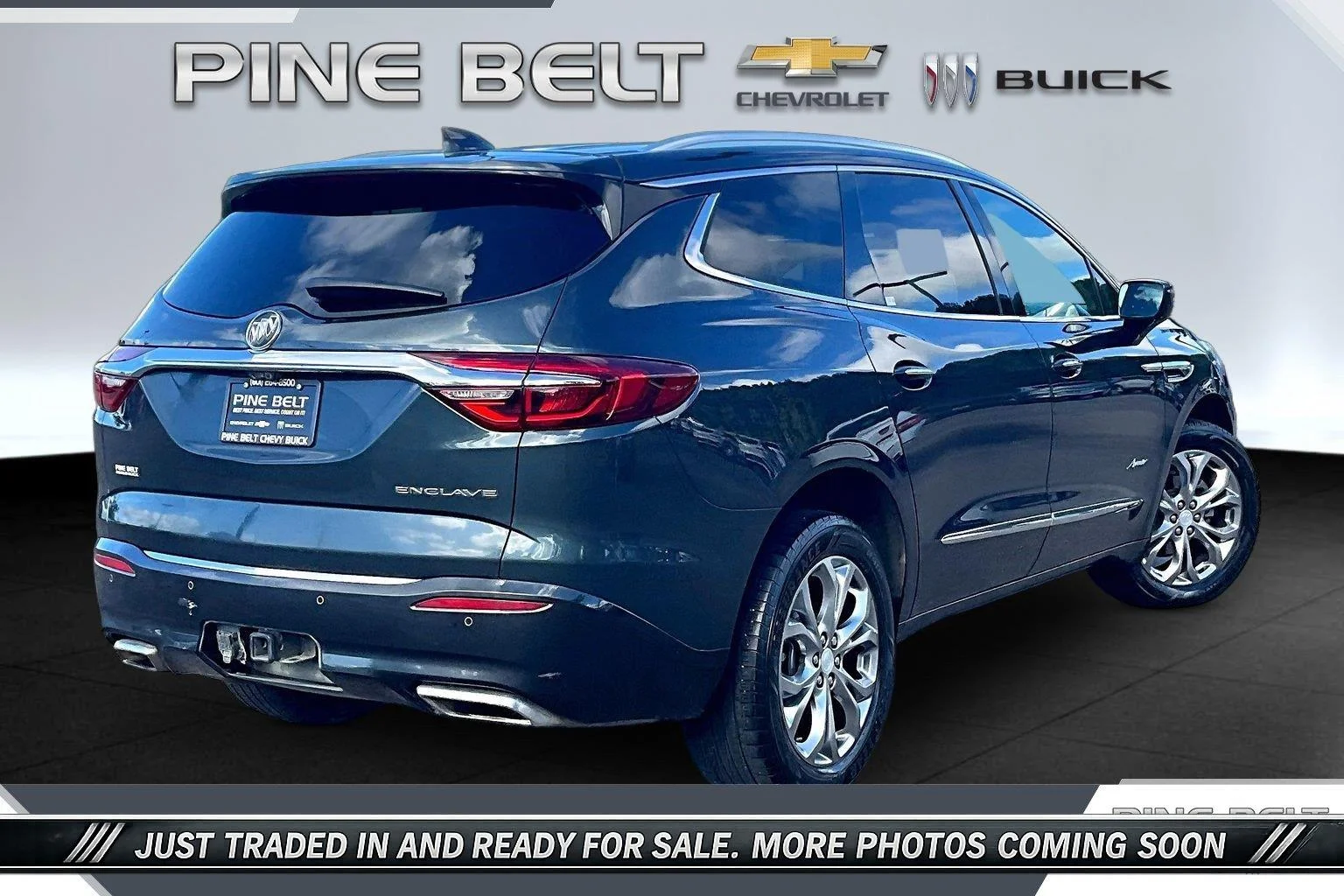 Used 2019 Includes Pitch Dark Night lower exterior accent color.) Buick Avenir image 11