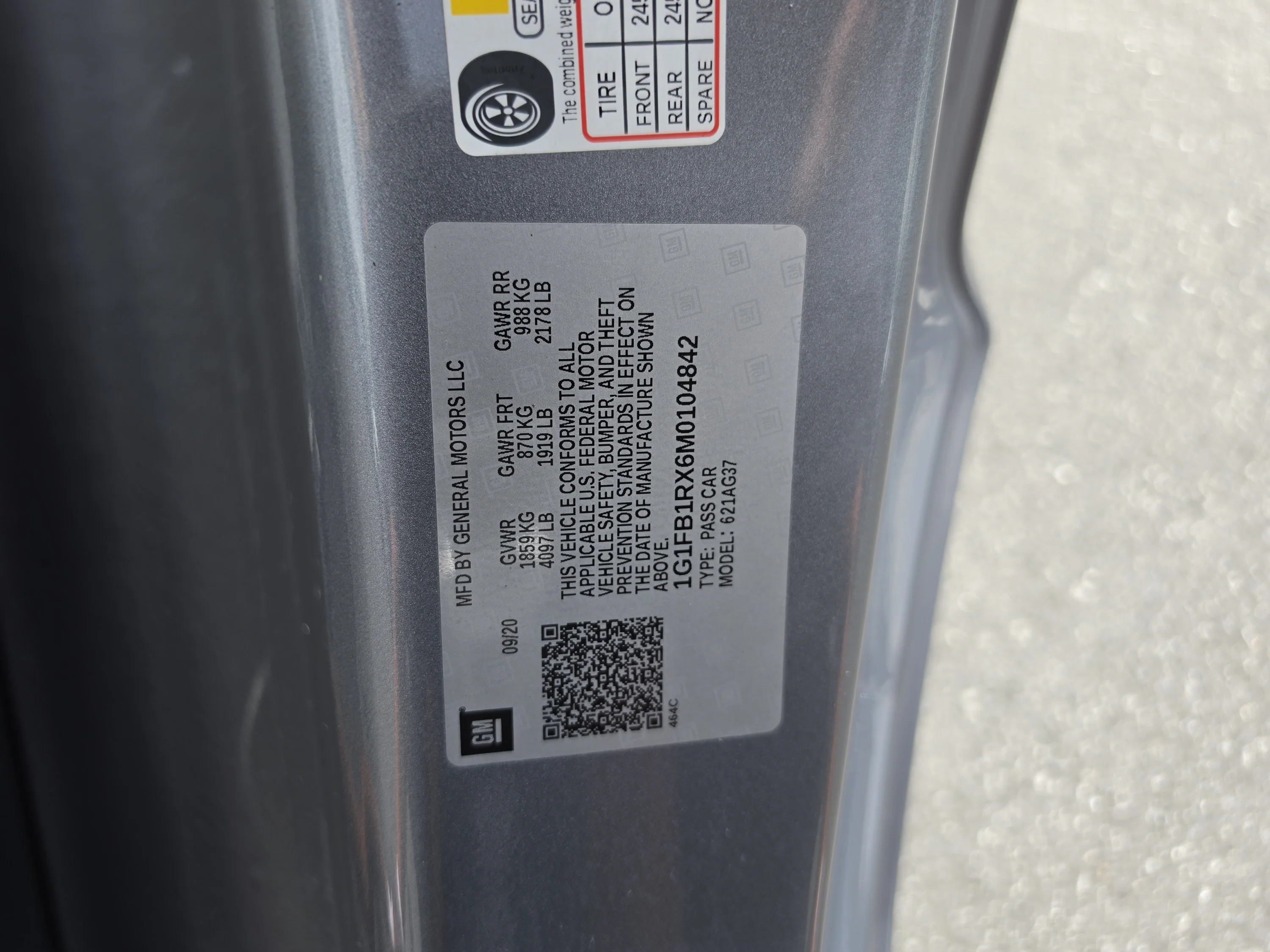 Used 2021 Satin Steel Gray Metallic Chevrolet 1LT image 38