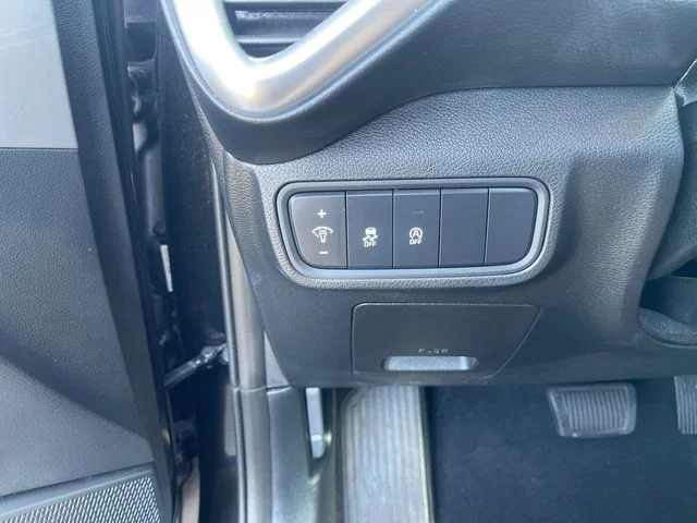 Used 2025 Black Kia LX image 16