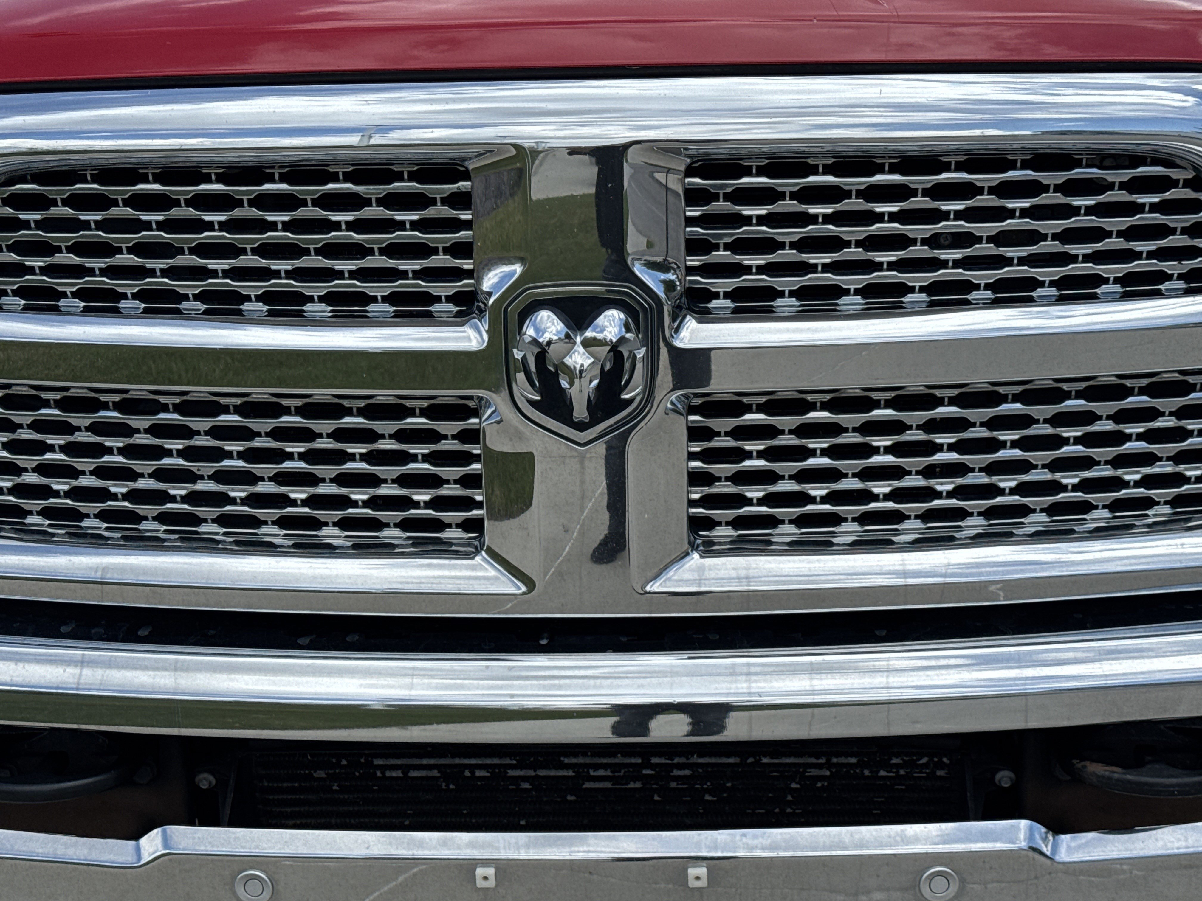 Used 2016 Flame Red Clearcoat Ram Laramie image 11