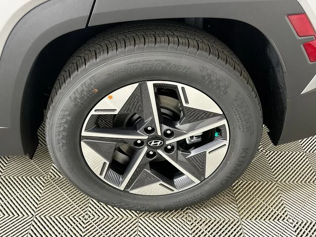 New 2026 Hyundai TUCSON SEL