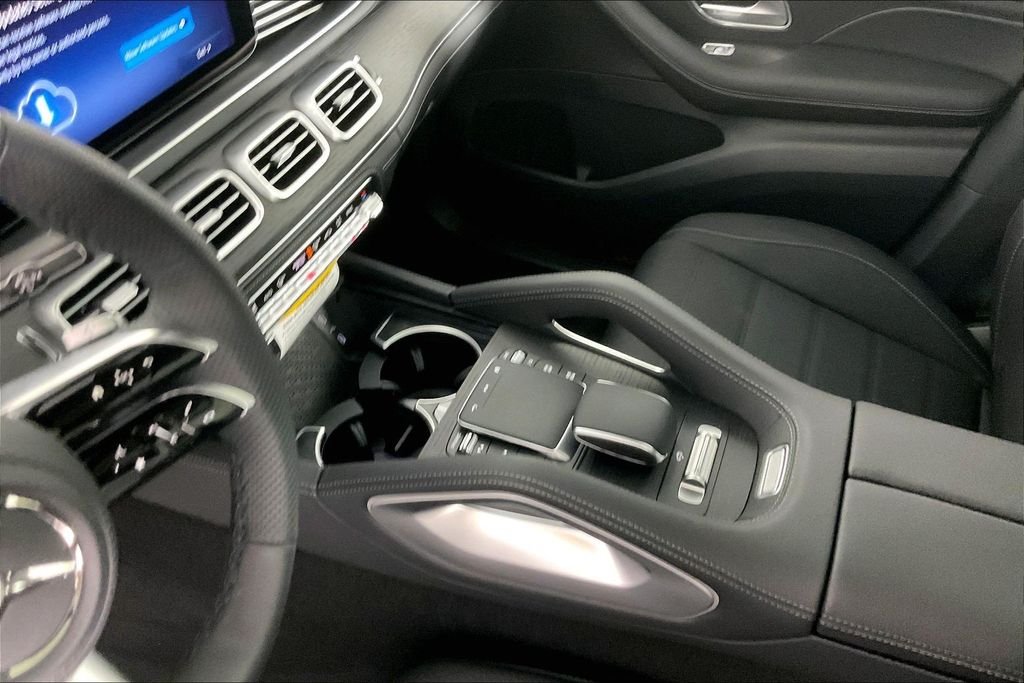 New 2026 Black Mercedes-Benz GLS 450 image 8