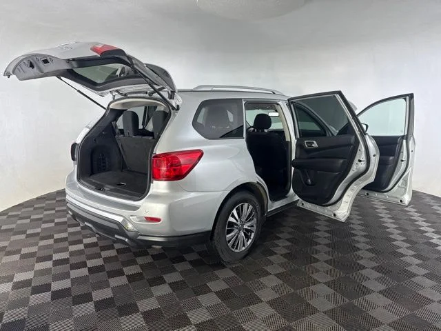 Used 2019 Silver Nissan SV image 14