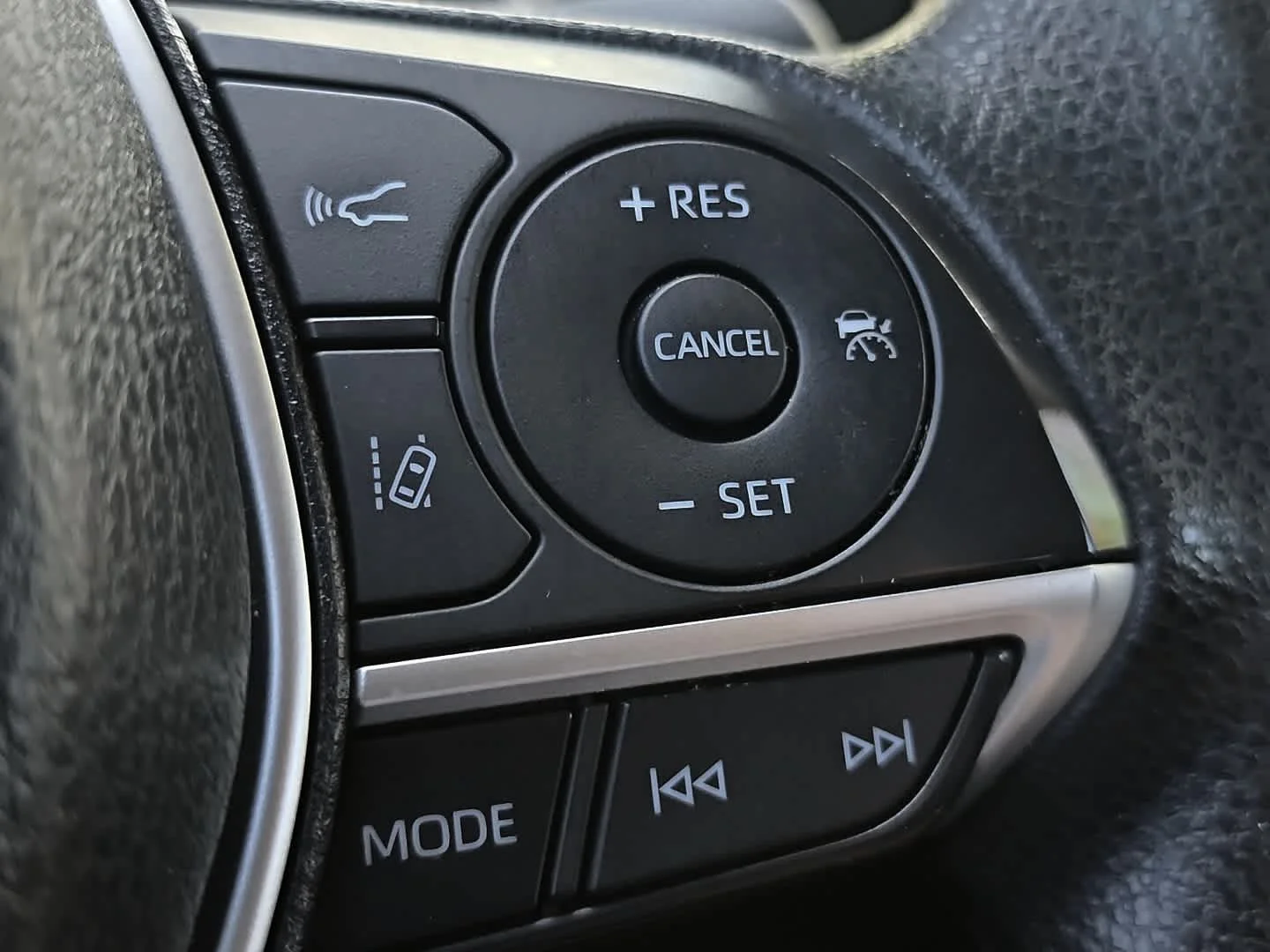 Used 2023 Reservoir Blue Toyota LE image 27