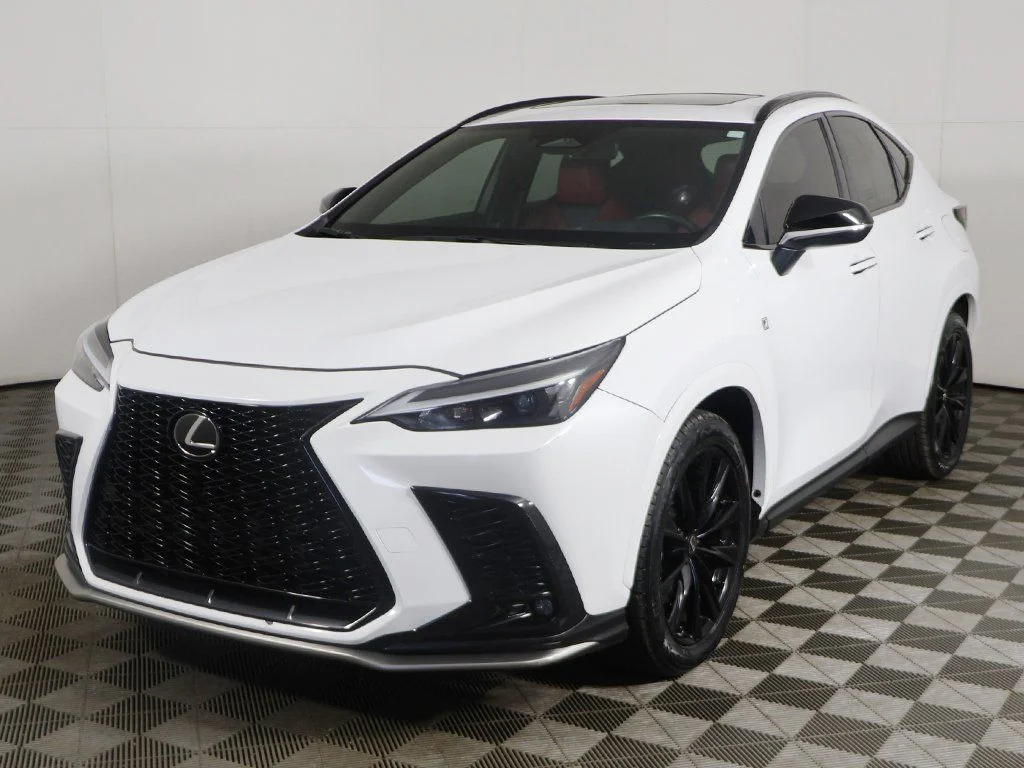 Used 2024 White Lexus 350 F SPORT Handling image 8
