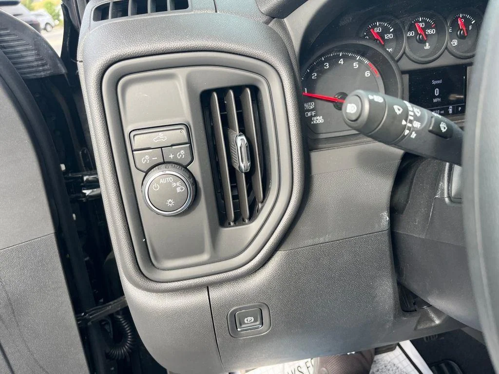 2025 Chevrolet Silverado 1500 Work Truck - Photo 12
