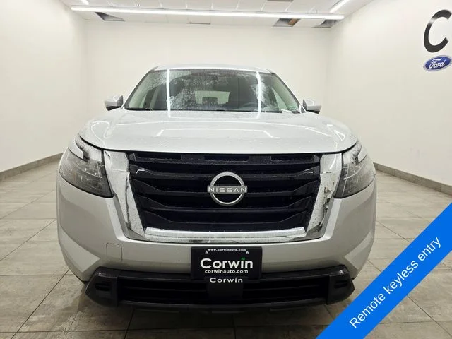 Used 2025 Brilliant Silver Metallic Nissan SV image 7