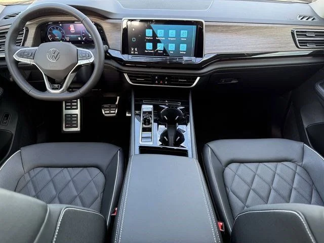 New 2026 Silver Volkswagen 2.0T SEL Premium R-Line image 7