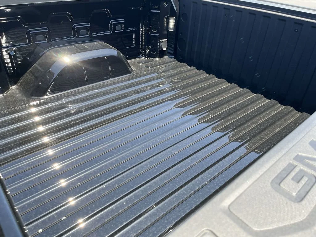 New 2026 Onyx Black GMC Elevation image 23