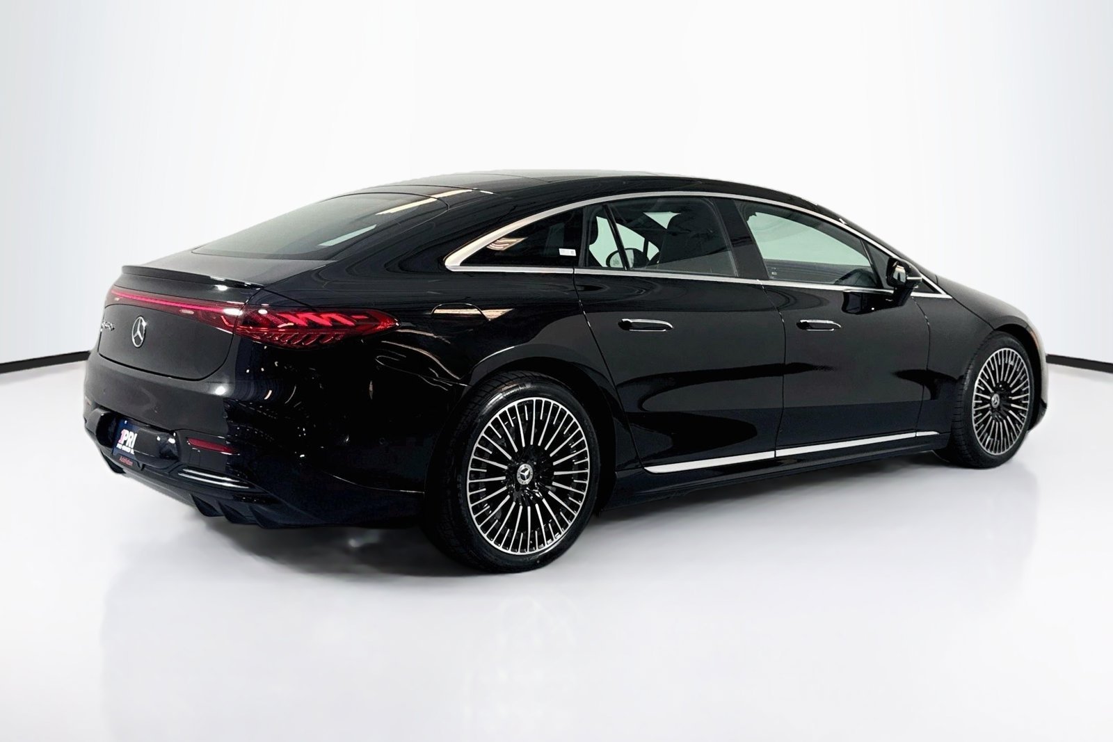 Certified Used 2024 Obsidian Black Metallic Mercedes-Benz EQS 450+ image 5