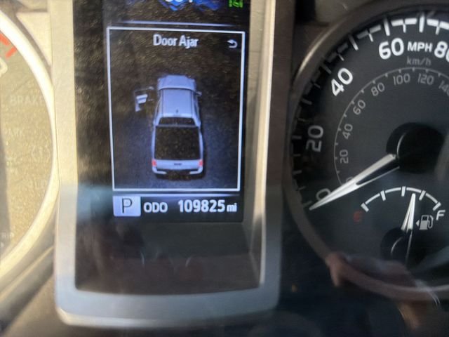 2022 Toyota Tacoma SR5 - Photo 13