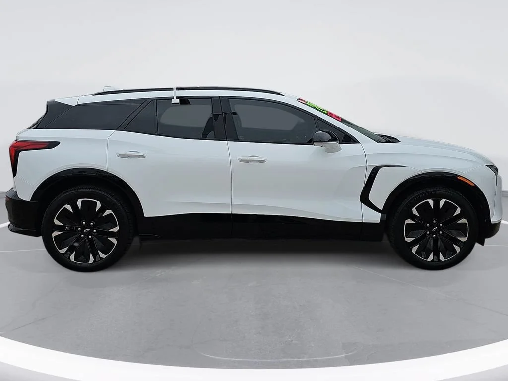 Used 2024 Chevrolet Blazer EV RS with VIN 3GNKDCRJ1RS285945 for sale in Watsonville, CA