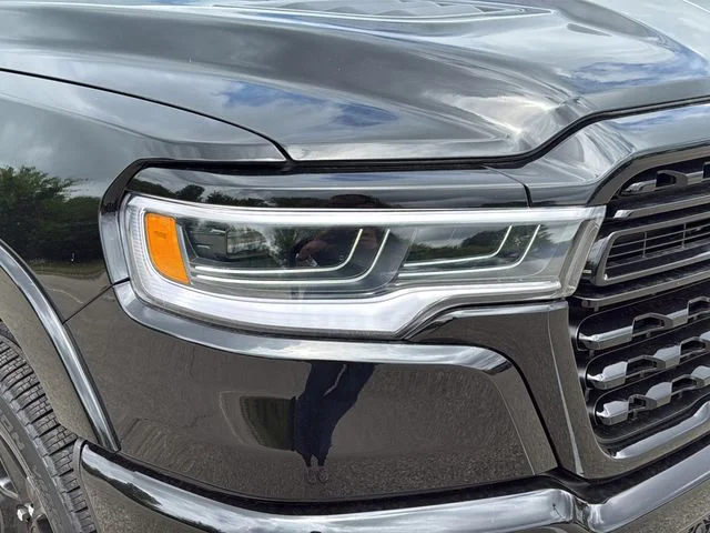 New 2026 Diamond Black Crystal Pearl-Coat Exterior Paint RAM Limited image 25