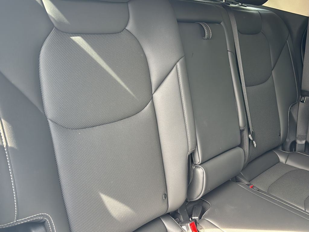 2026 GENESIS GV70 Standard - Photo 37