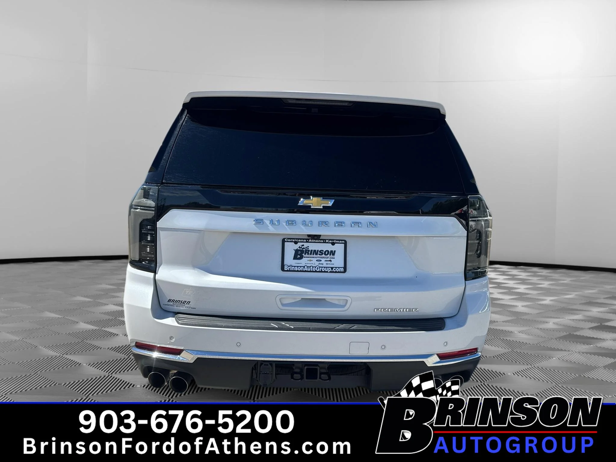 Used 2025 Iridescent Pearl Tricoat Chevrolet Premier image 6