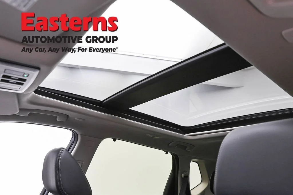 Used 2023 Gray Nissan SV image 23