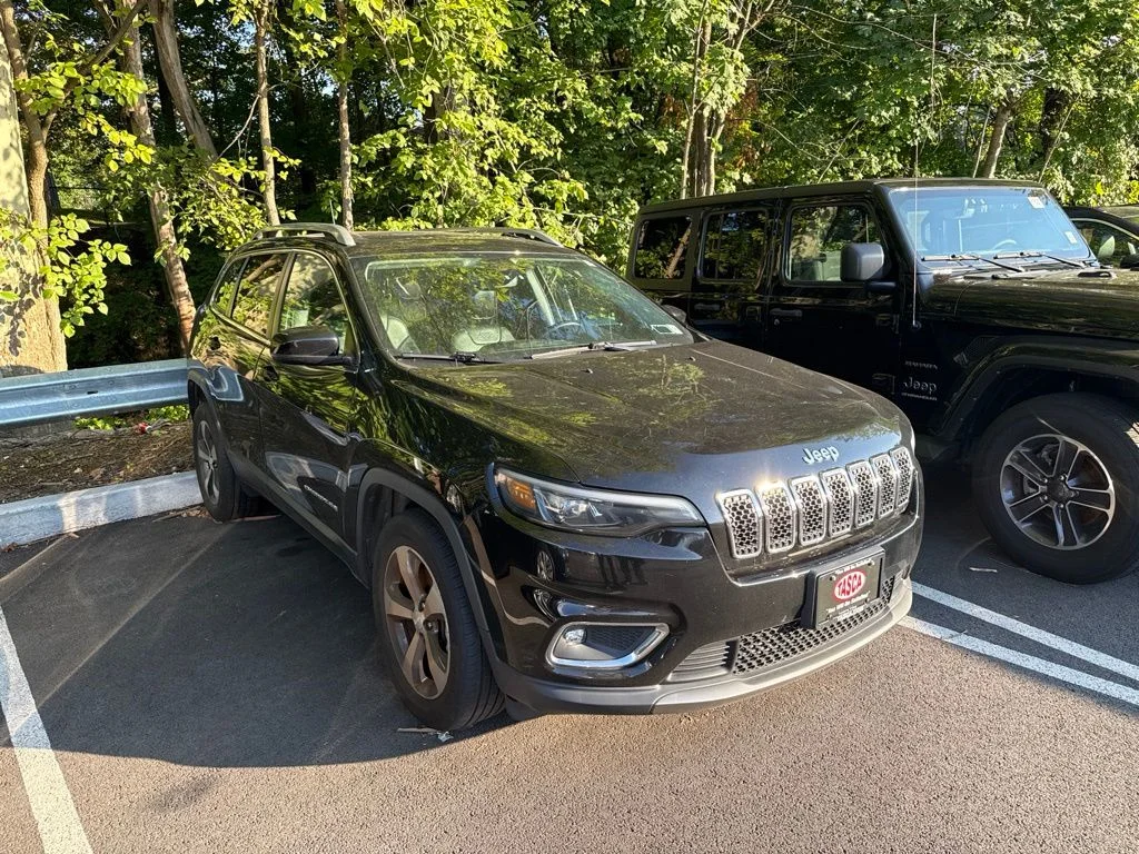 Used 2019 Black Jeep Limited image 1