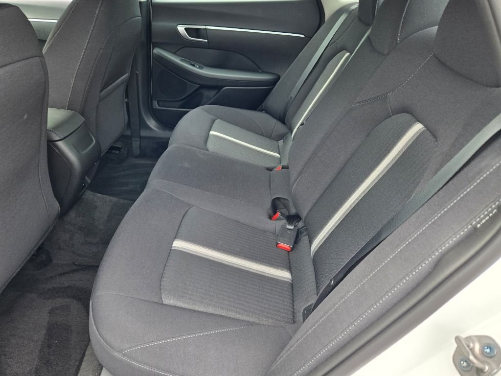 Used 2026 White Hyundai SE image 15