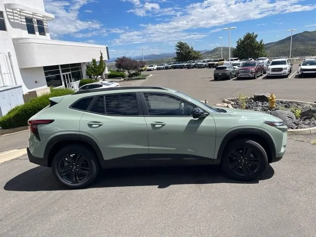 Used 2025 Cacti Green Chevrolet ACTIV image 6