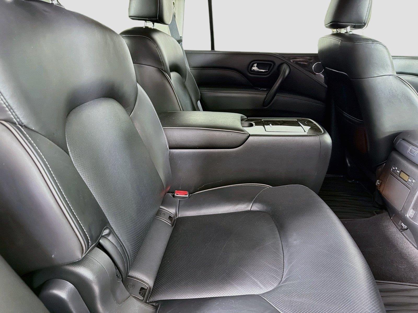 Used 2020 Liquid Platinum INFINITI LUXE image 28