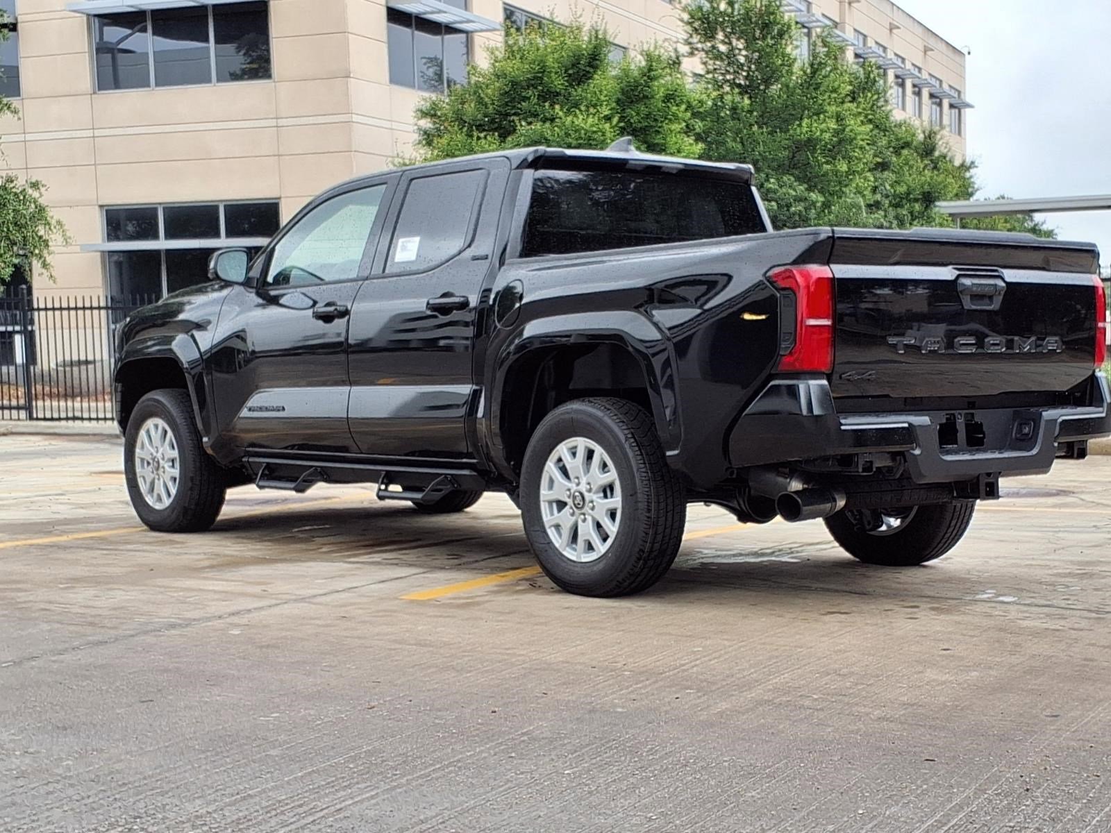 New 2026 Black Toyota SR5 image 5
