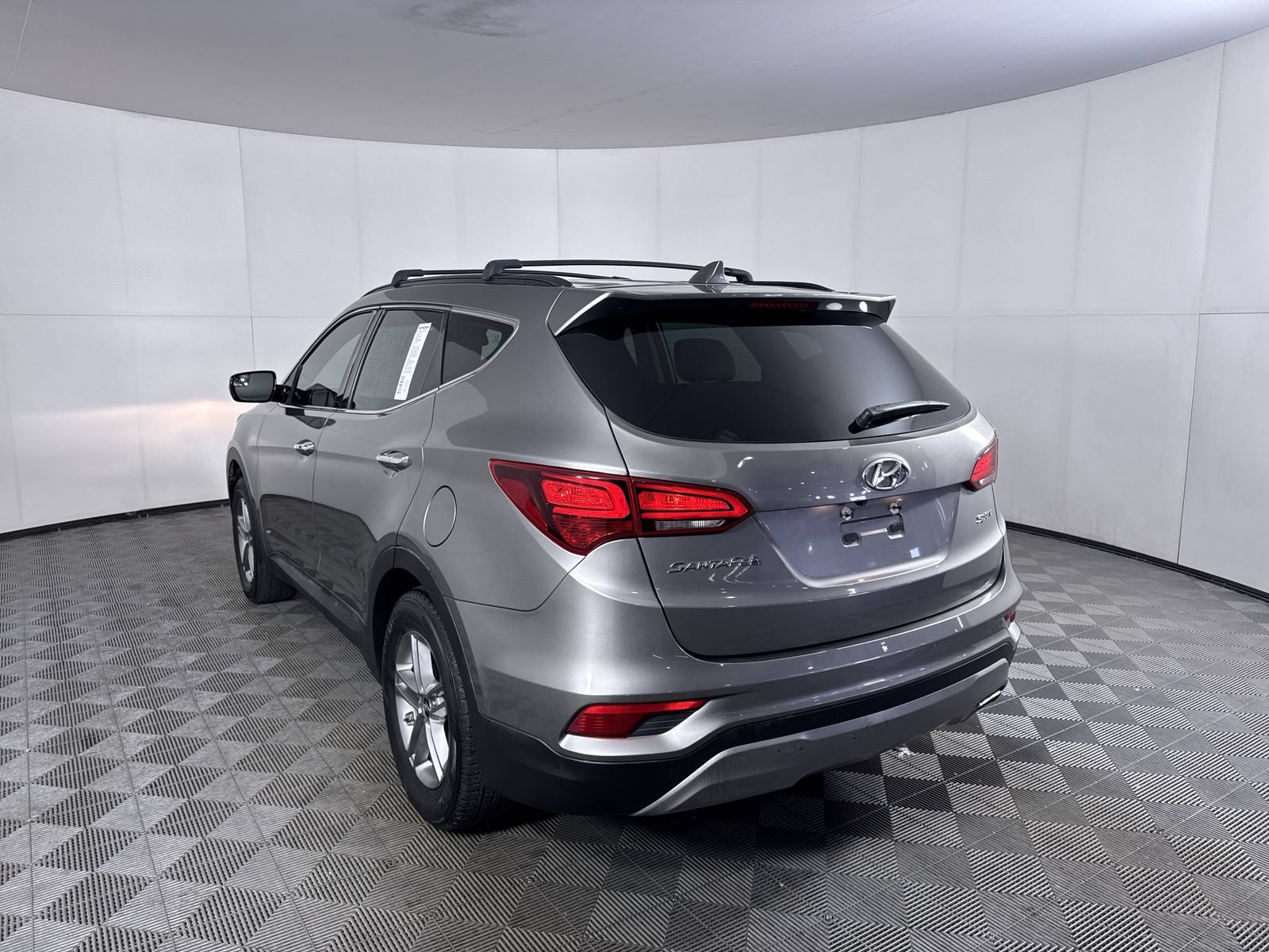 Used 2017 Mineral Gray Hyundai 2.4L image 22