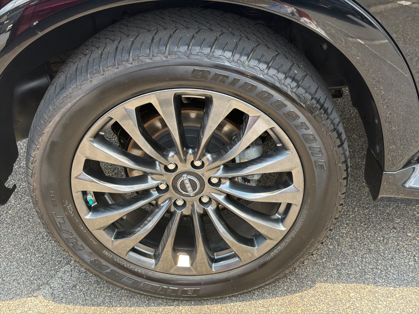 Used 2024 Super Black Nissan Platinum image 17