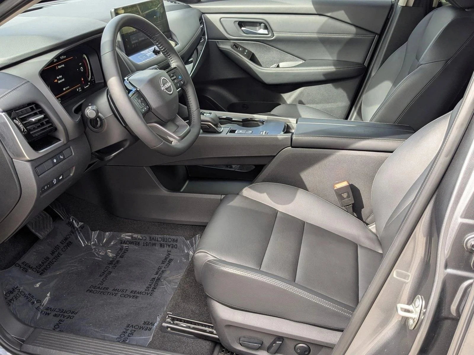 Used 2025 Gun Metallic Nissan SL image 17