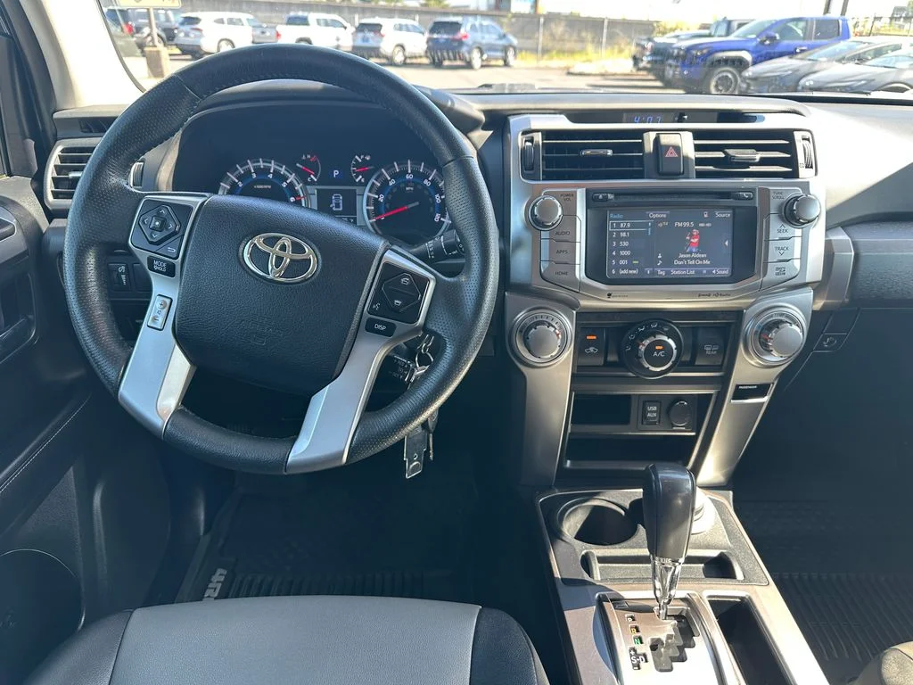 Used 2019 Blue Toyota SR5 Premium image 15