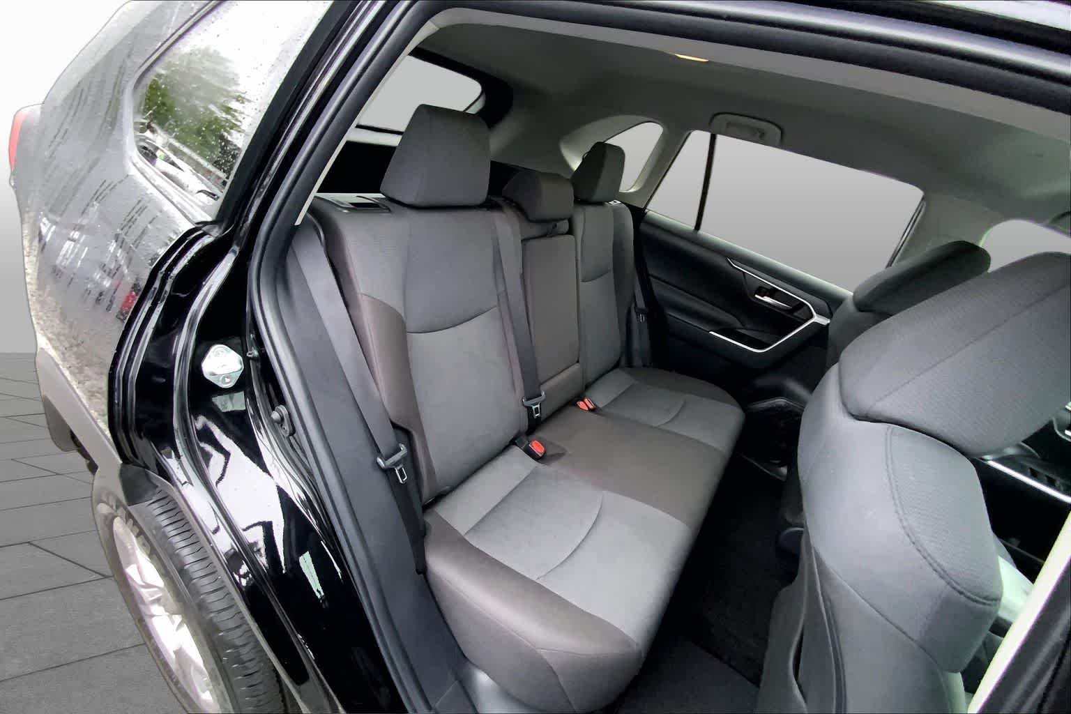 Used 2025 Midnight Black Metallic Toyota XLE image 19