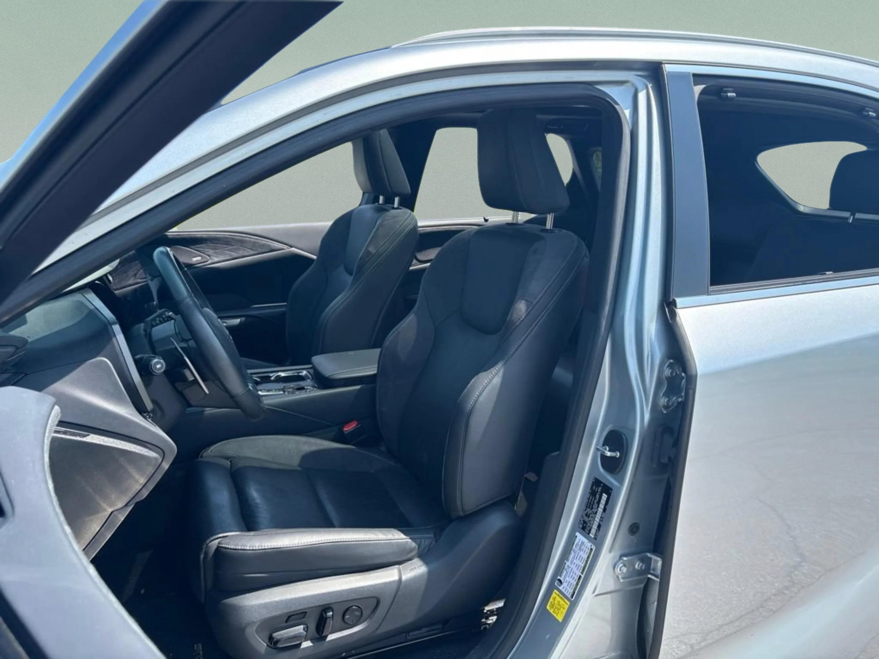 Used 2023 Iridium Lexus 350 Luxury image 22