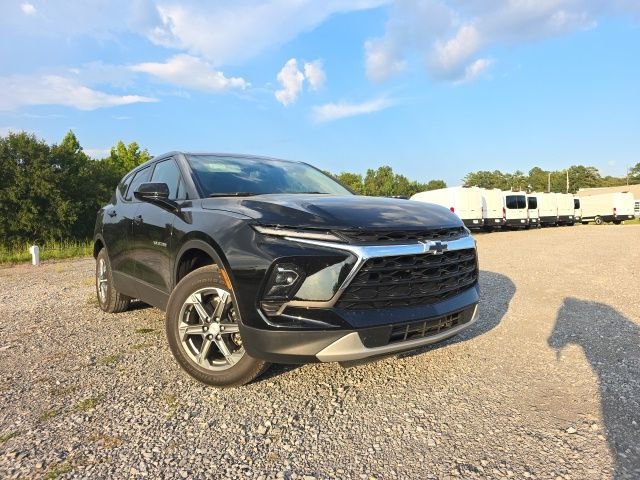 Used 2025 Black Chevrolet LT image 1