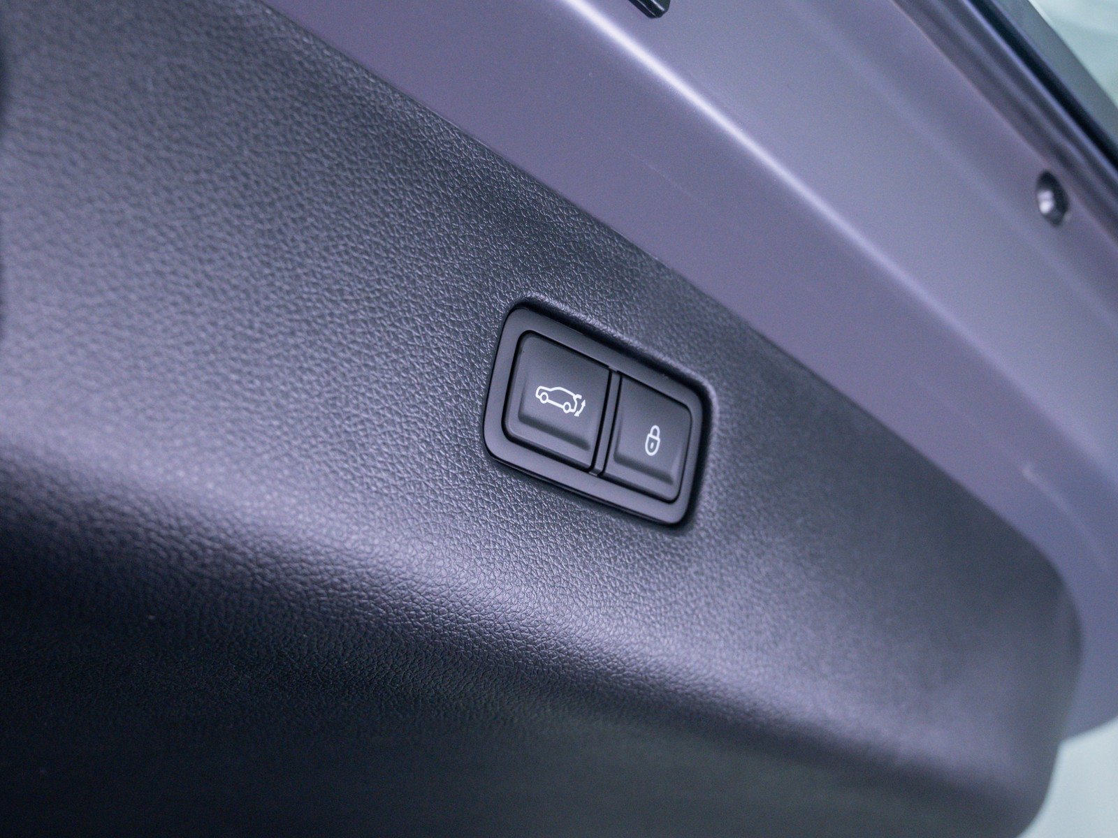 2026 GENESIS GV70 Sport Advanced - Photo 9