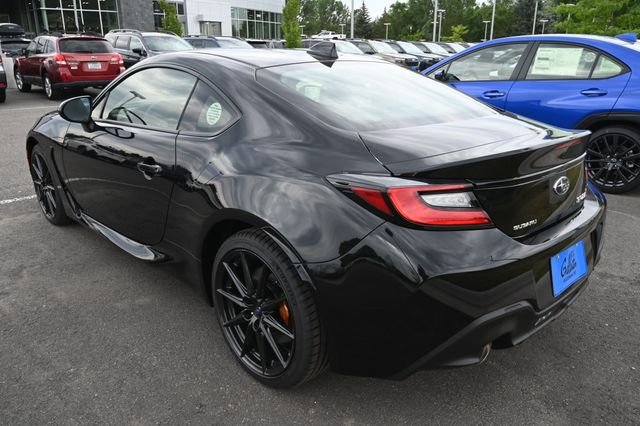New 2026 CRYSTAL BLACK SILICA Subaru tS image 10