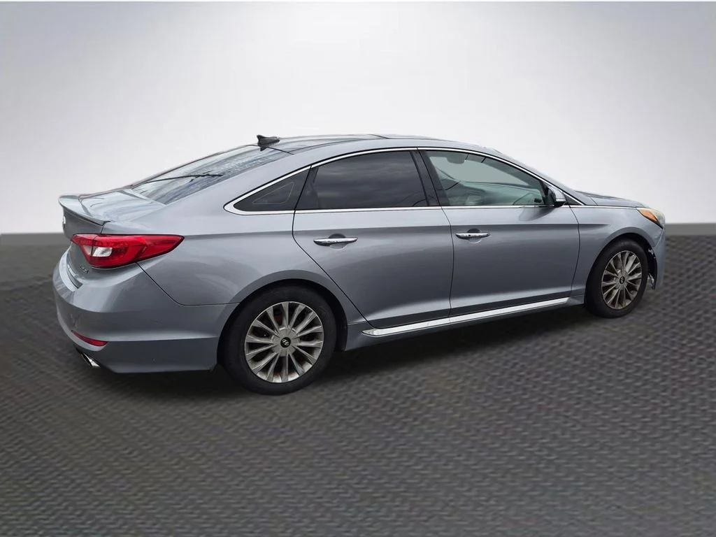 Used 2015 Shale Gray Metallic Hyundai Limited image 4