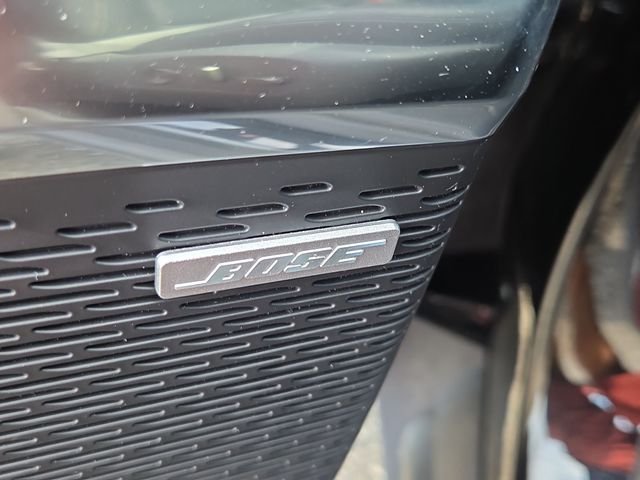 Used 2026 Ebony Twilight Metallic GMC Elevation image 14