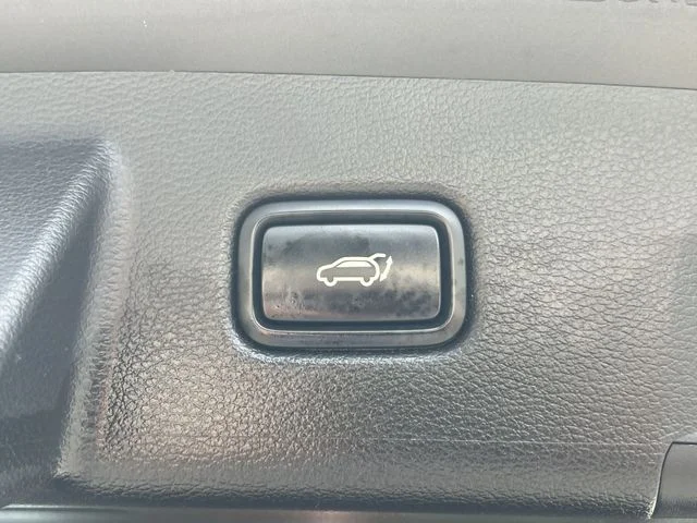 Used 2021 Green Kia EX image 45