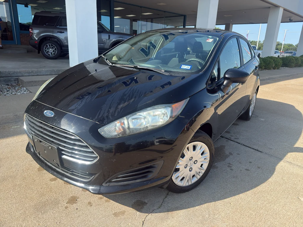 Used 2019 Shadow Black Ford S image 11