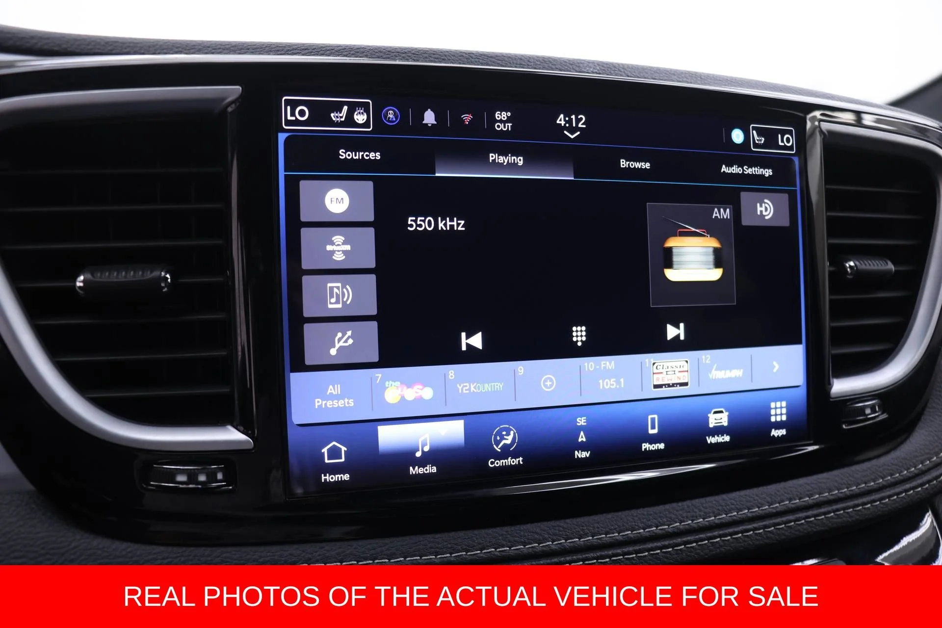 2025 Chrysler Pacifica Limited - Photo 8