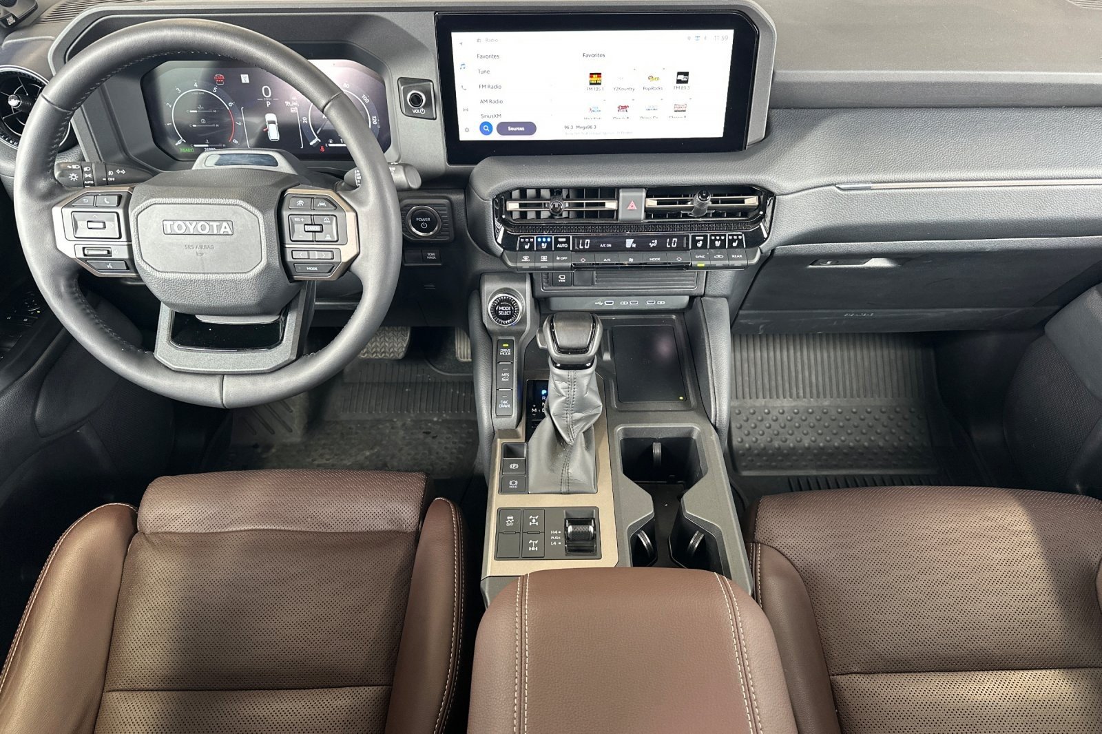 Used 2025 TRAIL DUST Toyota  image 12