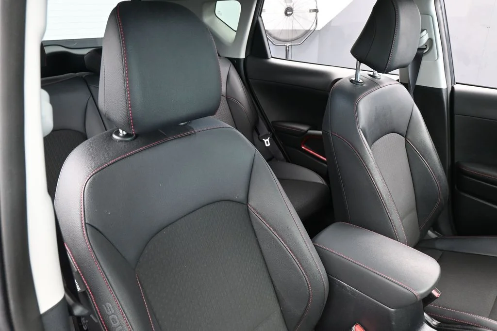Used 2024 Gravity Gray Kia GT-Line image 39