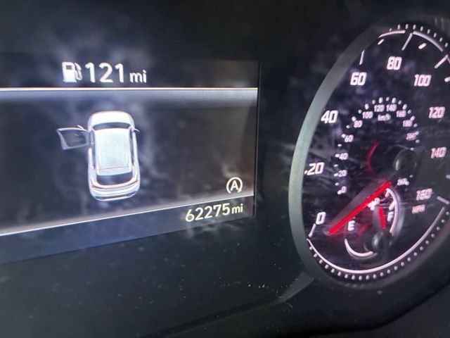 Used 2022 White Hyundai SEL image 13