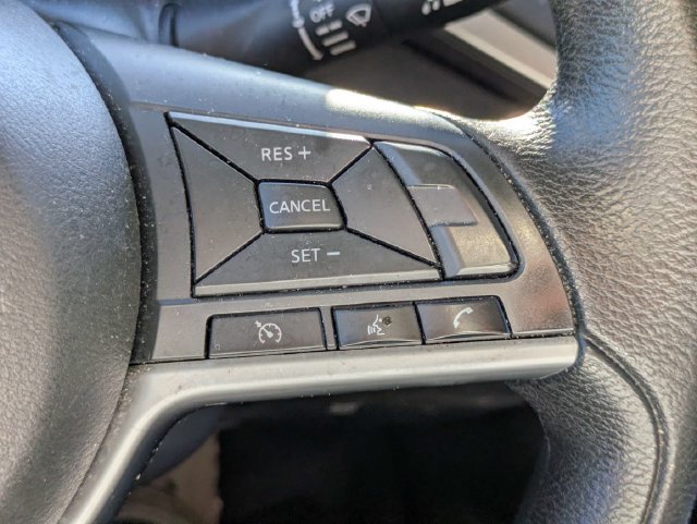 Used 2021 Black Nissan 2.5 SV image 22