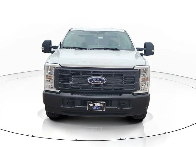 New 2026 Oxford White Ford XL image 2